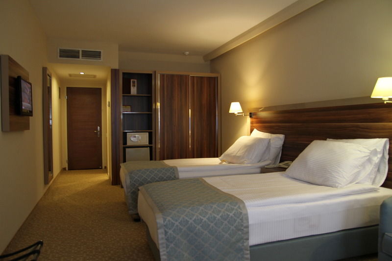 Peri Tower Hotel Nevşehir Bagian luar foto